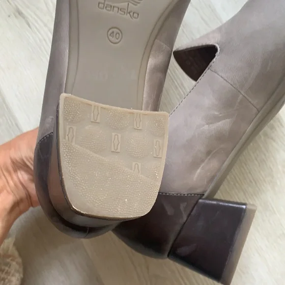 Dansko Preston Stone Burnished Nubuck gray heels - Picture 12 of 13